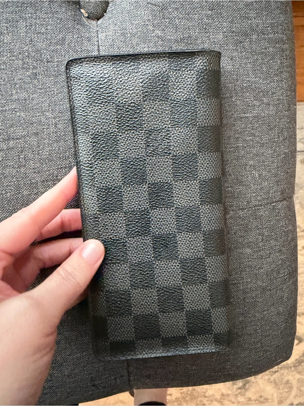 Louis Vuitton Black Damier Check Wallet - Picture 2 of 14